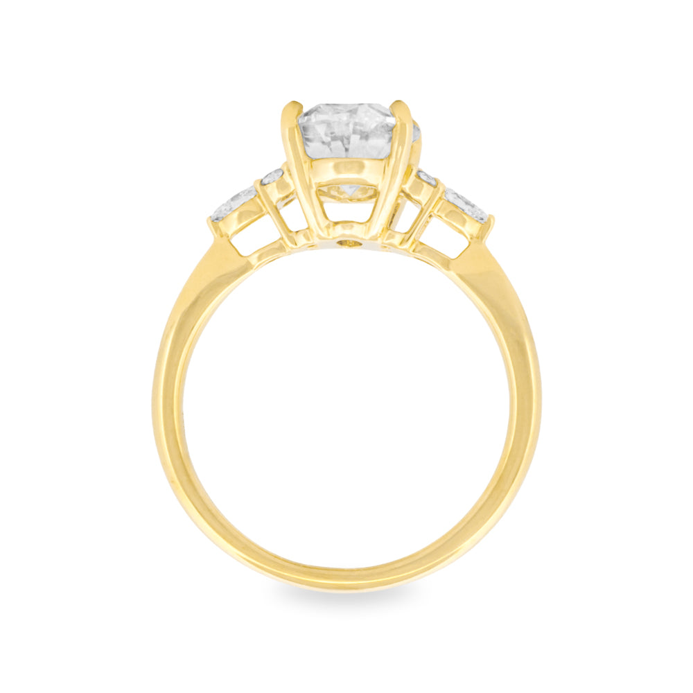 Lab-Grown Oval Diamond Engagement Ring