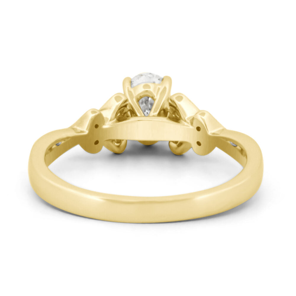 Oval Scalloped Shoulder Engagement Ring