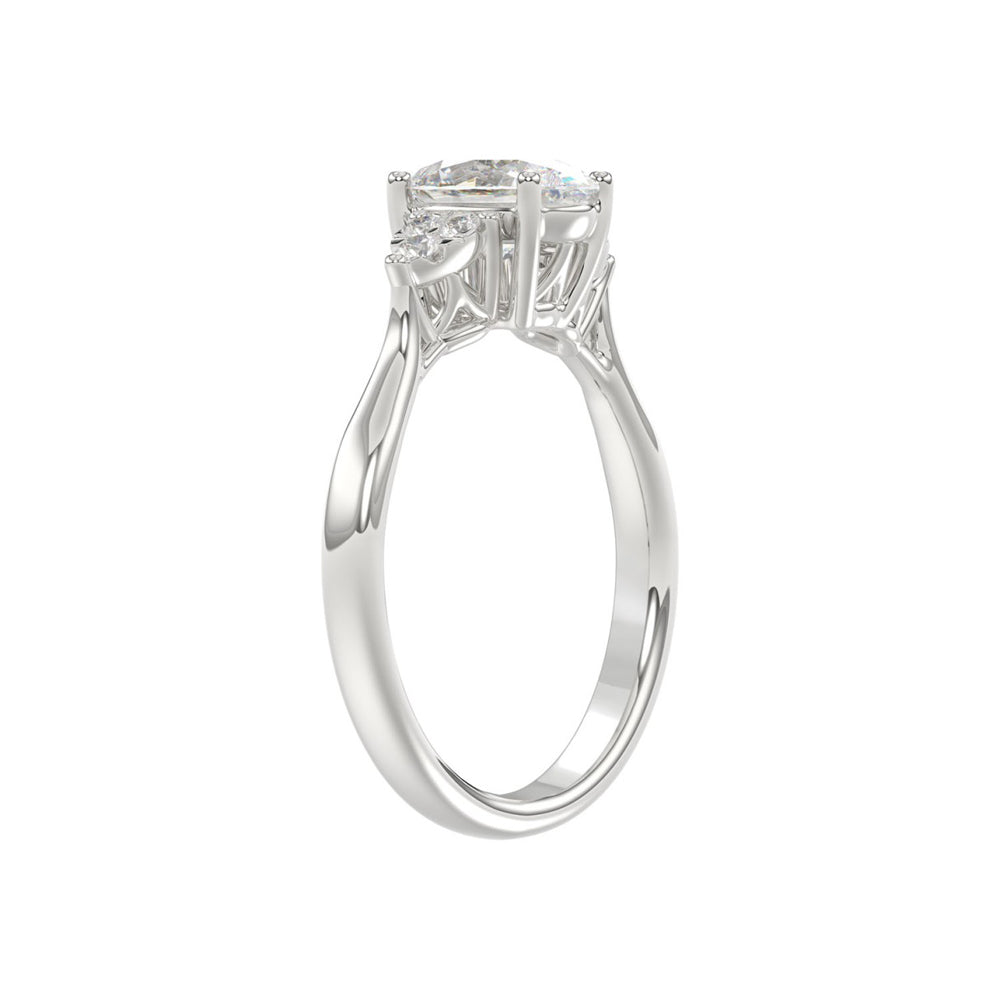 Lab-Grown Oval Diamond Engagement Ring