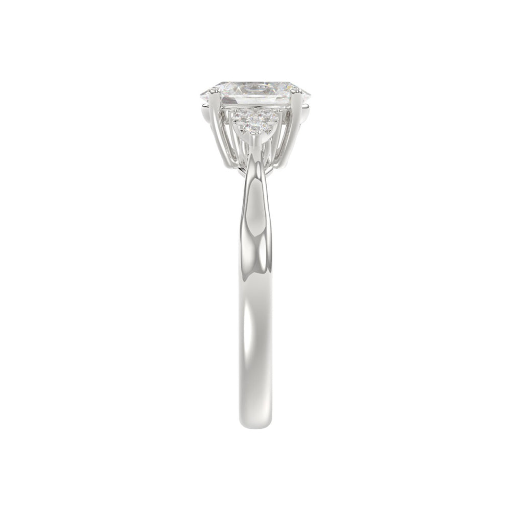 Lab-Grown Oval Diamond Engagement Ring