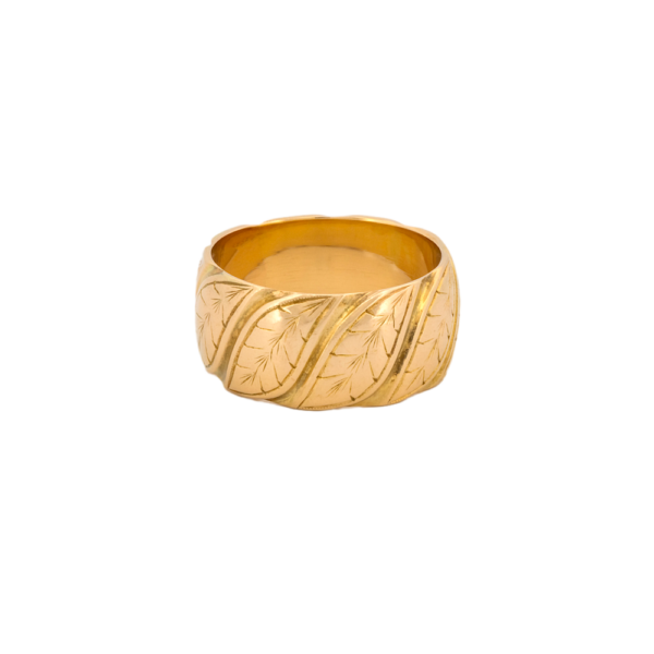 1940's Patterned Gold Band