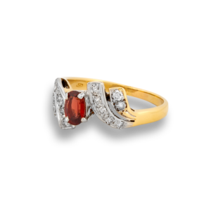 18k Garnet & Diamond Ring