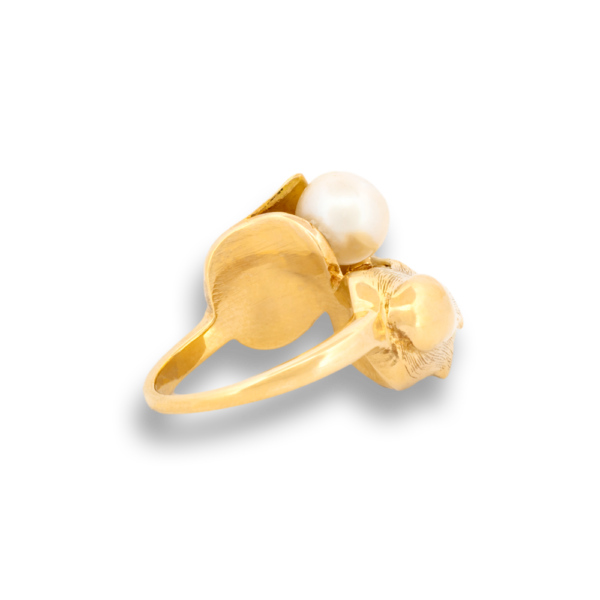 Vintage Tulip Pearl Ring