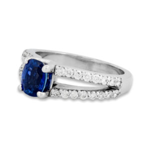 Diamond & Sapphire Ring