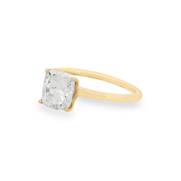 Cushion Cut Diamond Solitaire